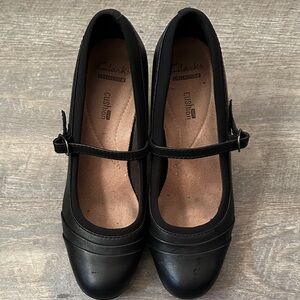 Clarks Black Mary Jane Heels